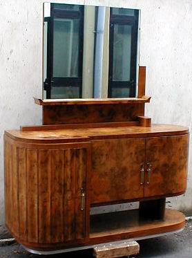 n.Credenza con specchiera 